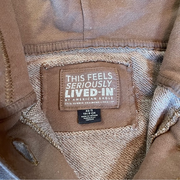 American Eagle Outfitters Brown Hooded Jacket. This feels seriously lived in. XS - Picture 8 of 9